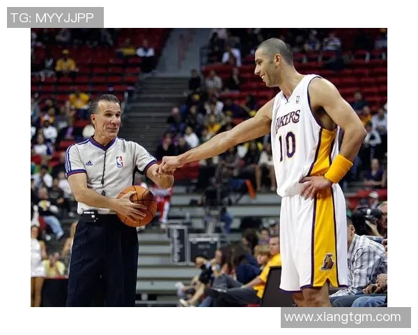 昔日绿茵巨星如今隐匿江湖他们的名字已不再为球迷熟知